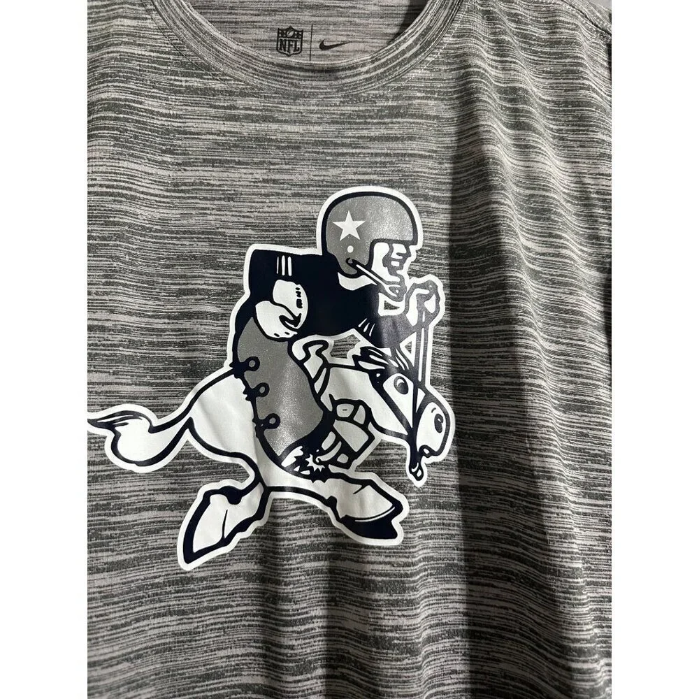 Nike DRI FIT Men's Dallas Cowboys Sideline Velocity Performance Shirt Size M NWT
